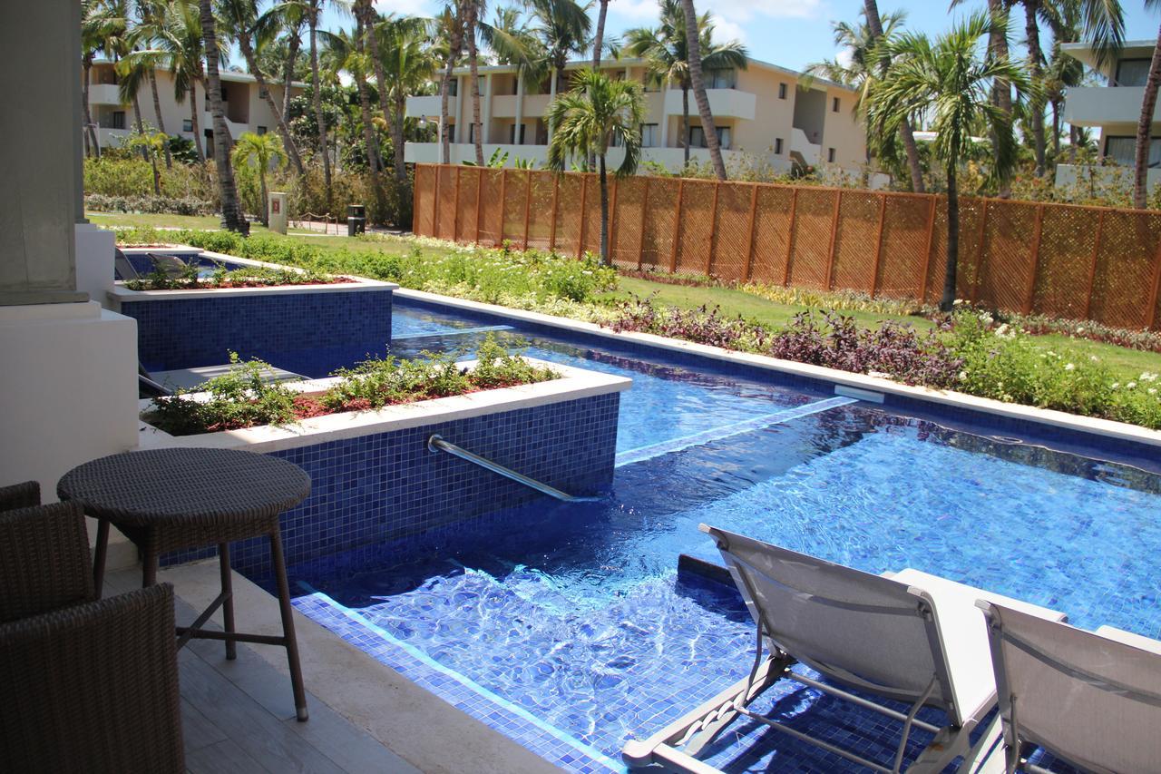 Deluxe Junior Suite & Pool