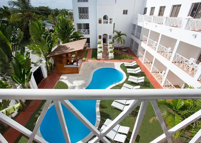 Hotel cerca del colegio: Apartamentos Punta Cana By Be Live